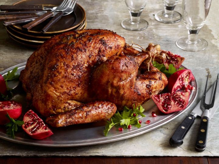 fnm_120113-black-pepper-pomegranate-molasses-glazed-turkey-recipe_s4x3-jpg-rend-sniipadlarge